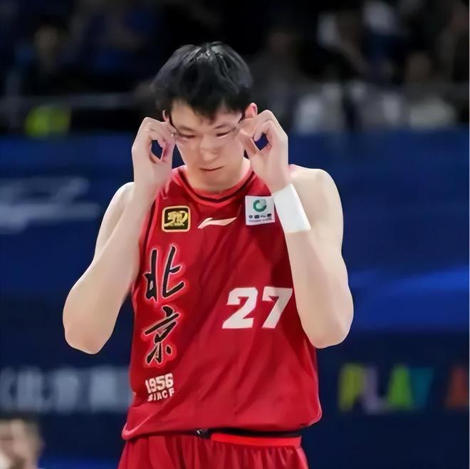 愈？周琦下赛季大概率戴护目镜出战！PG电子麻将胡了2模拟器还无法痊(图2)