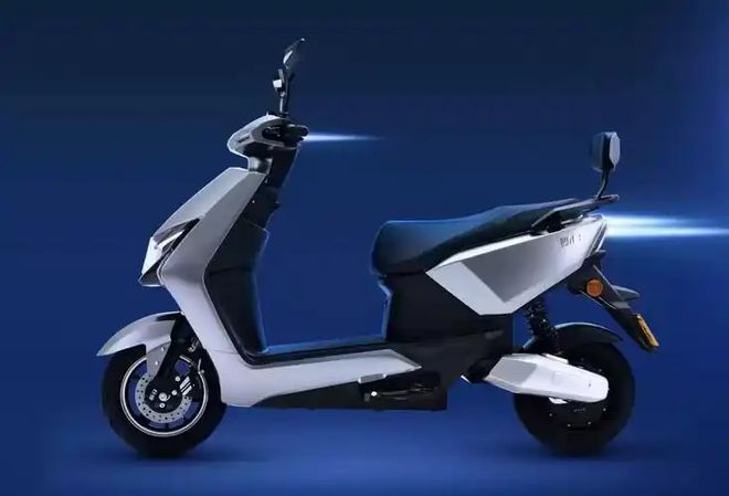 可以卖方便带人的电动自行车卖不成PG麻将胡了容易自燃的新能源汽车(图5)